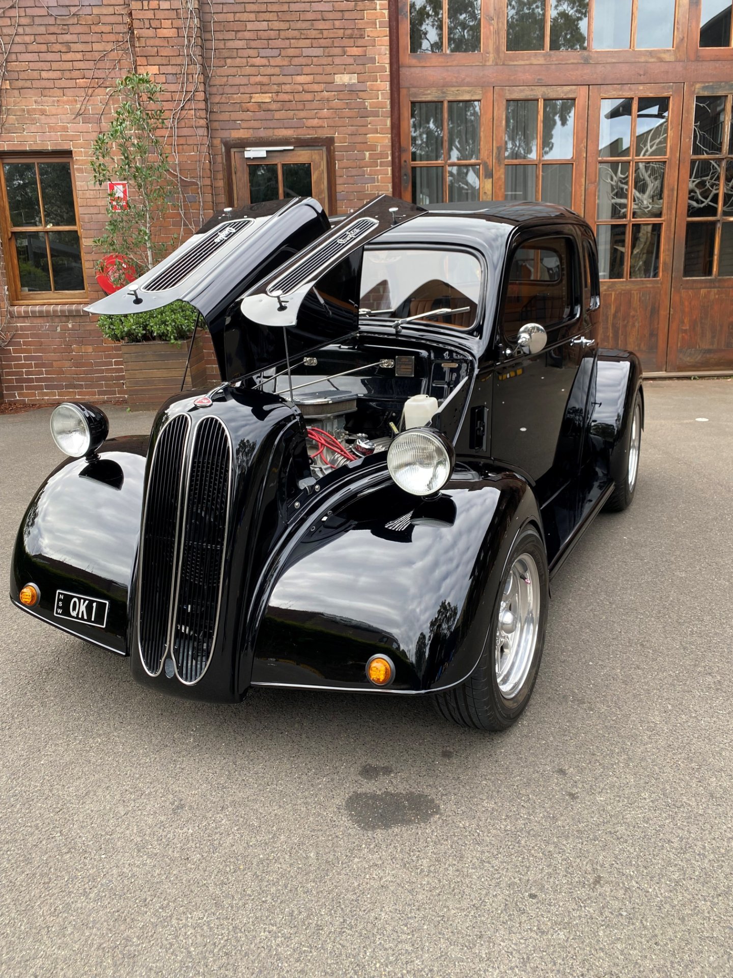 1948 FORD ANGLIA SEDAN