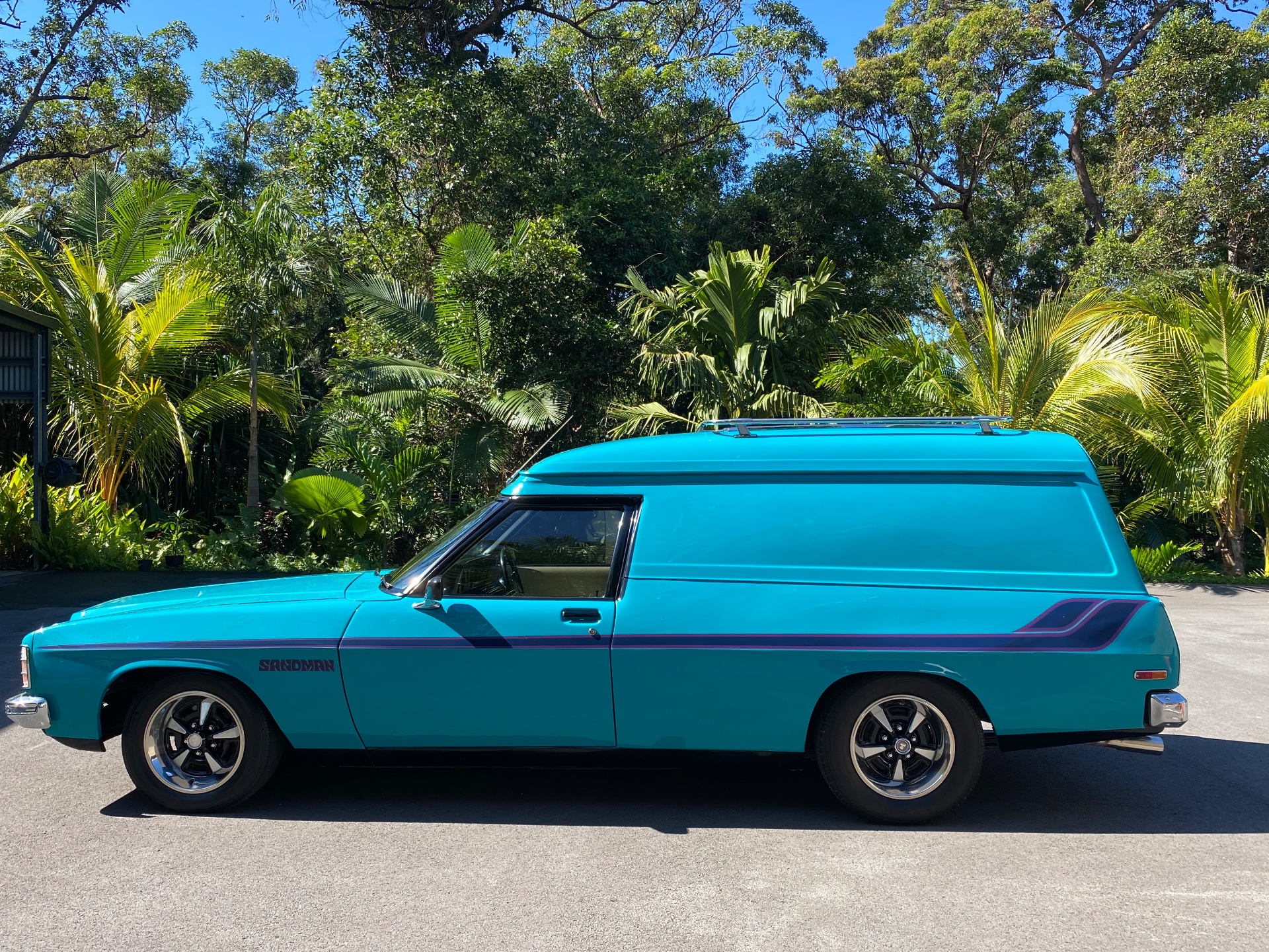 Holden Sandman Panelvan