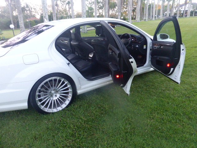  2007 MERCEDES BENZ 6.3 AMG S CLASS SEDAN IMMACULATE CONDITION