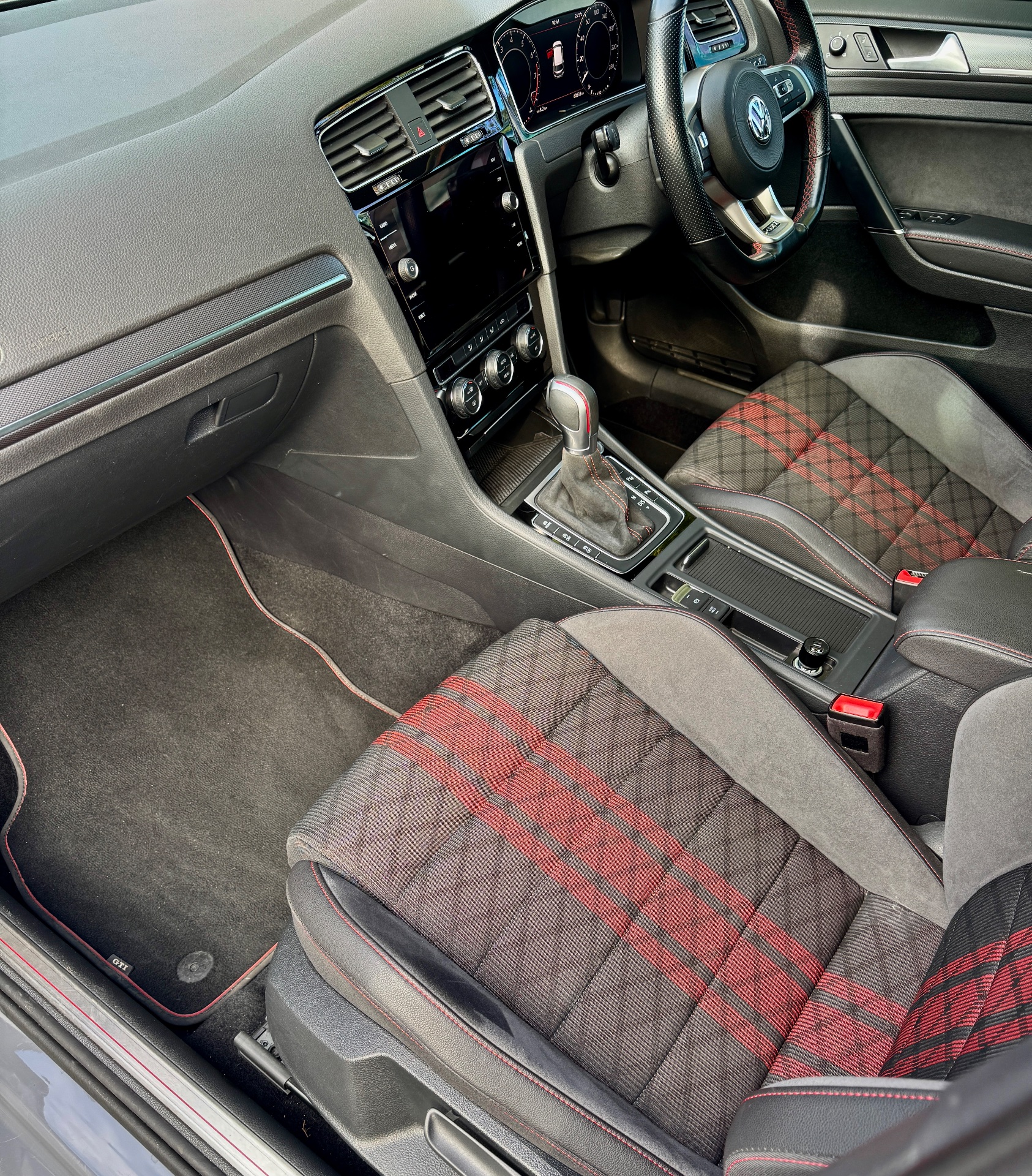 2020 VOLKSWAGEN GOLF AU MY20 GTI TCR 6 SP AUTO DIRECT SHIFT 5D HATCHBACK