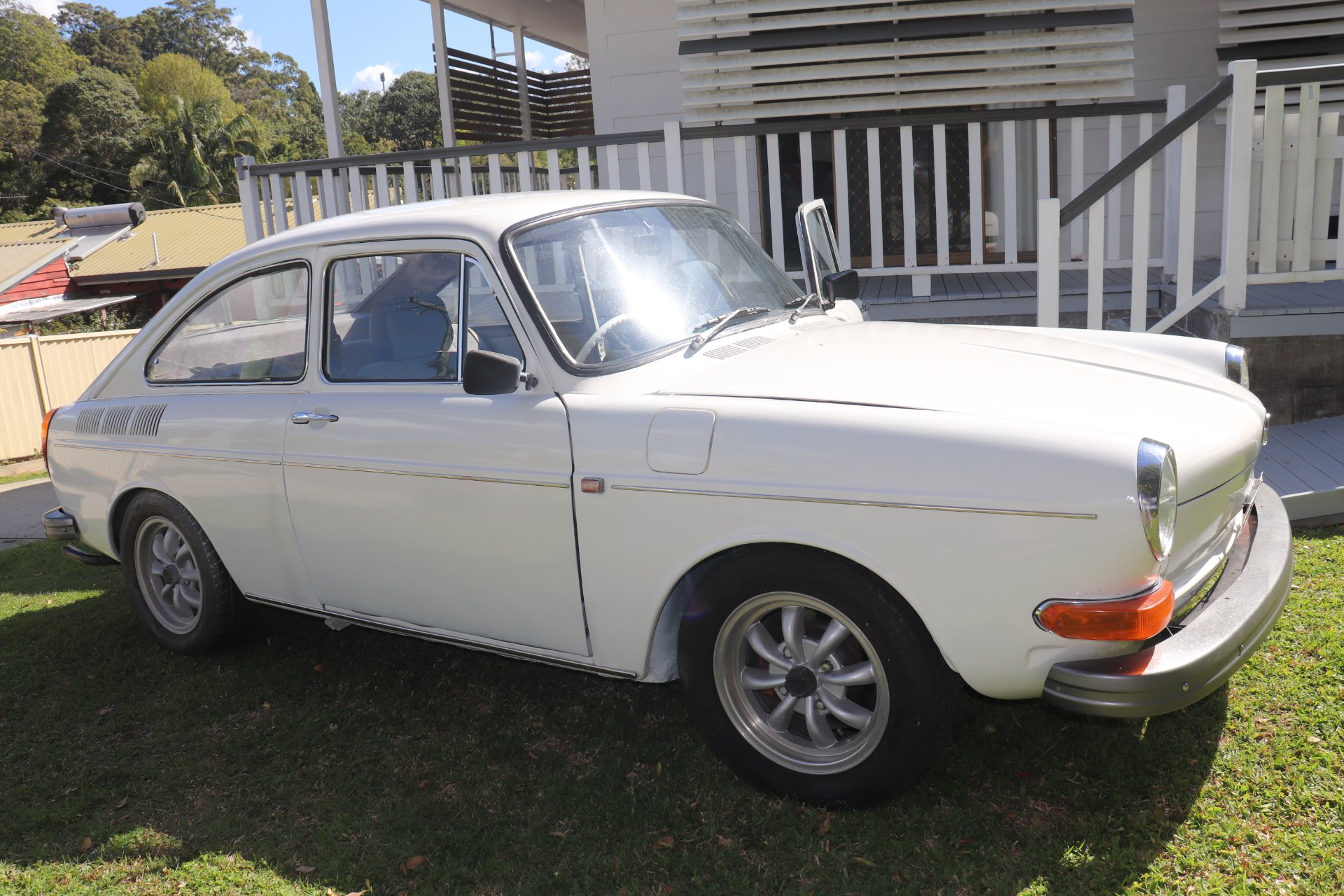1970 VOLKSWAGEN 1600 TL FASTBACK 4 SP MANUAL 2D SEDAN