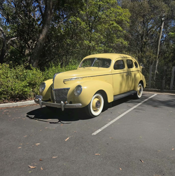1939 FORD MERCURY SEDAN