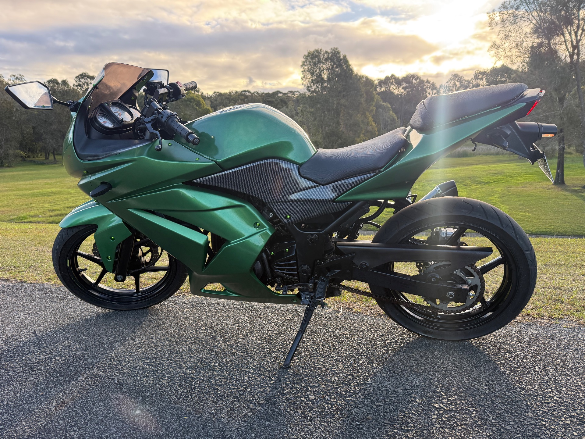 2011 KAWASAKI NINJA 250R (EX250) SPORTS