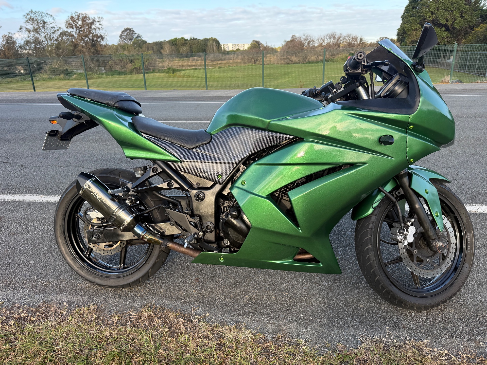 2011 KAWASAKI NINJA 250R (EX250) SPORTS