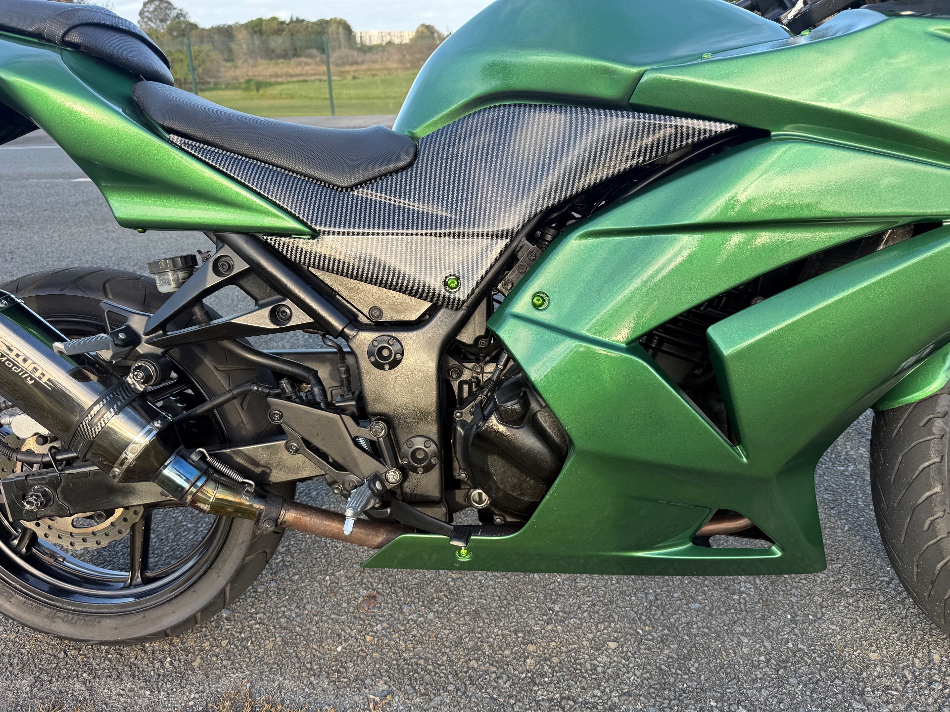2011 KAWASAKI NINJA 250R (EX250) SPORTS