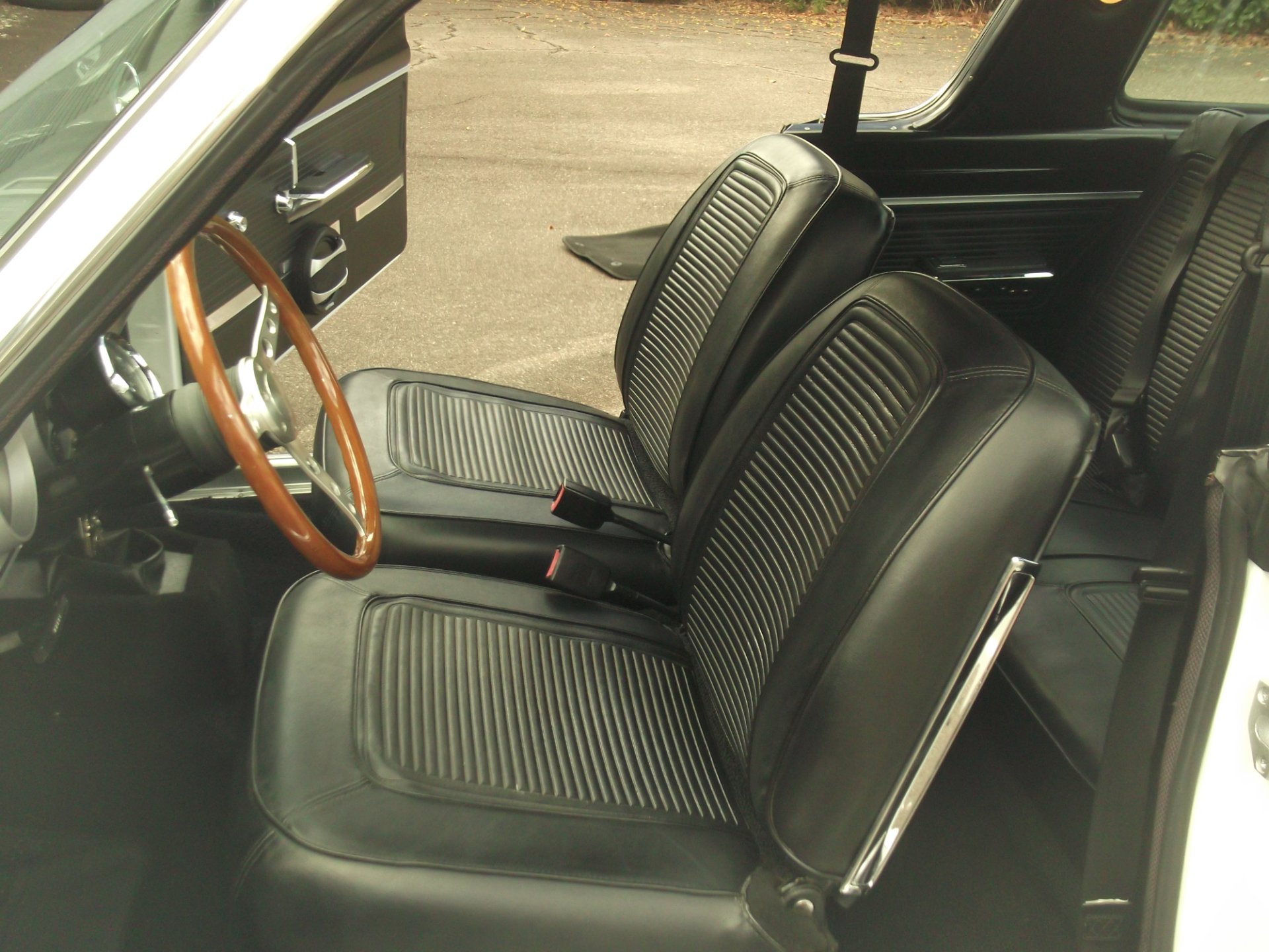 1965 PLYMOUTH BARRACUDA COUPE