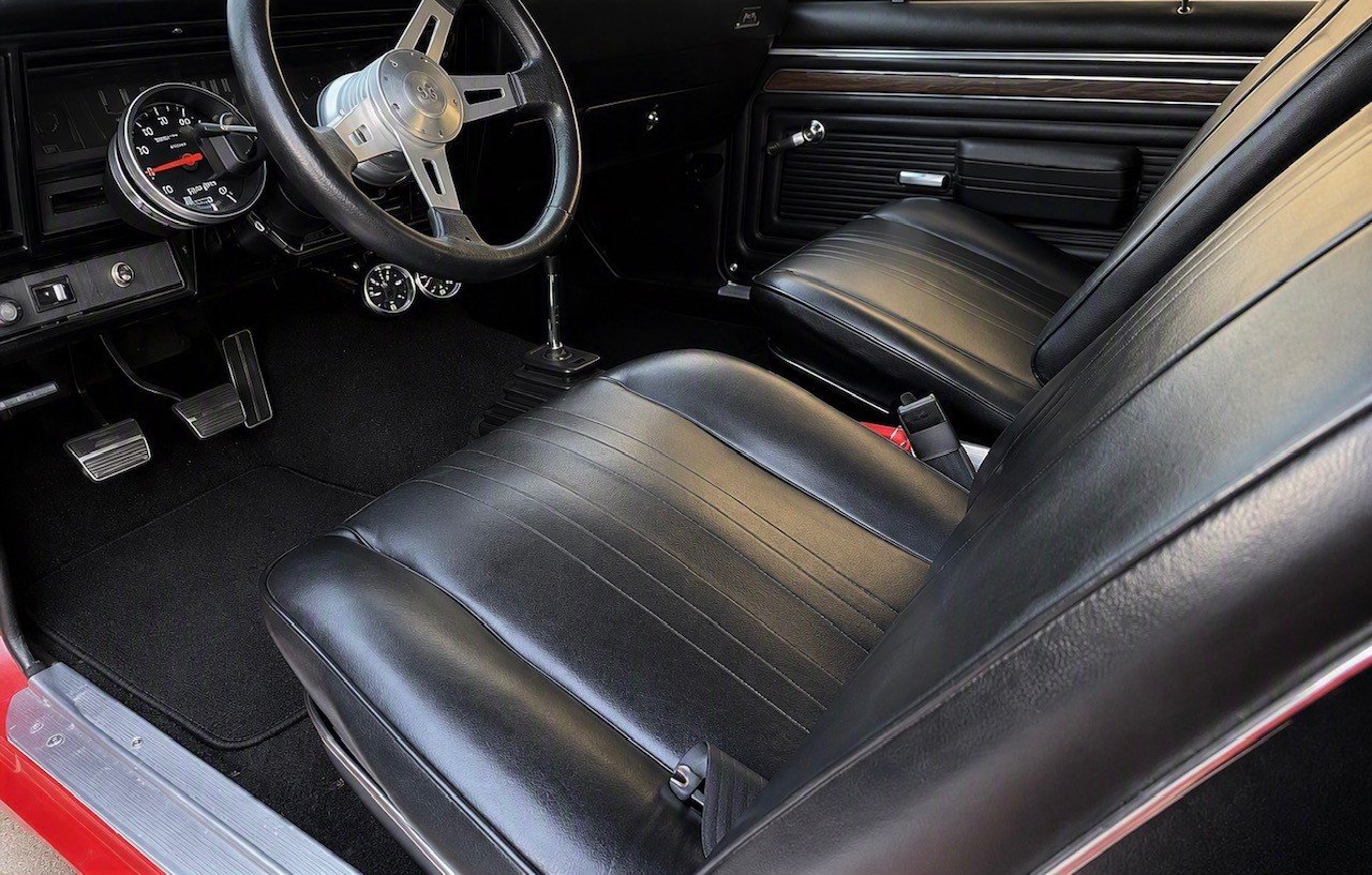 1970 CHEVROLET NOVA SS 4 SP MANUAL COUPE