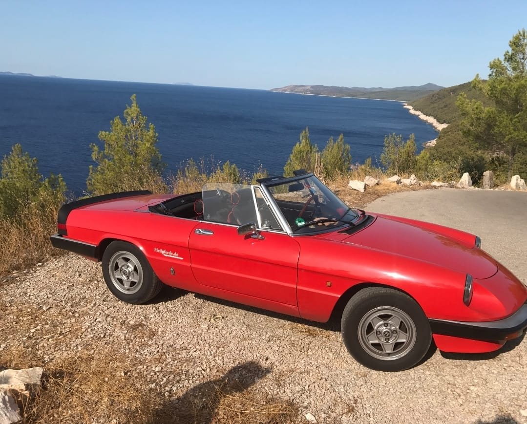1985 ALFA ROMEO SPIDER 2000 VELOCE ROADSTER