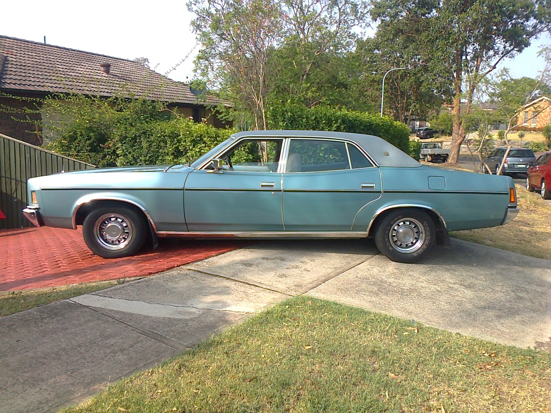1977 FORD LTD 3 SP AUTOMATIC 4D SEDAN