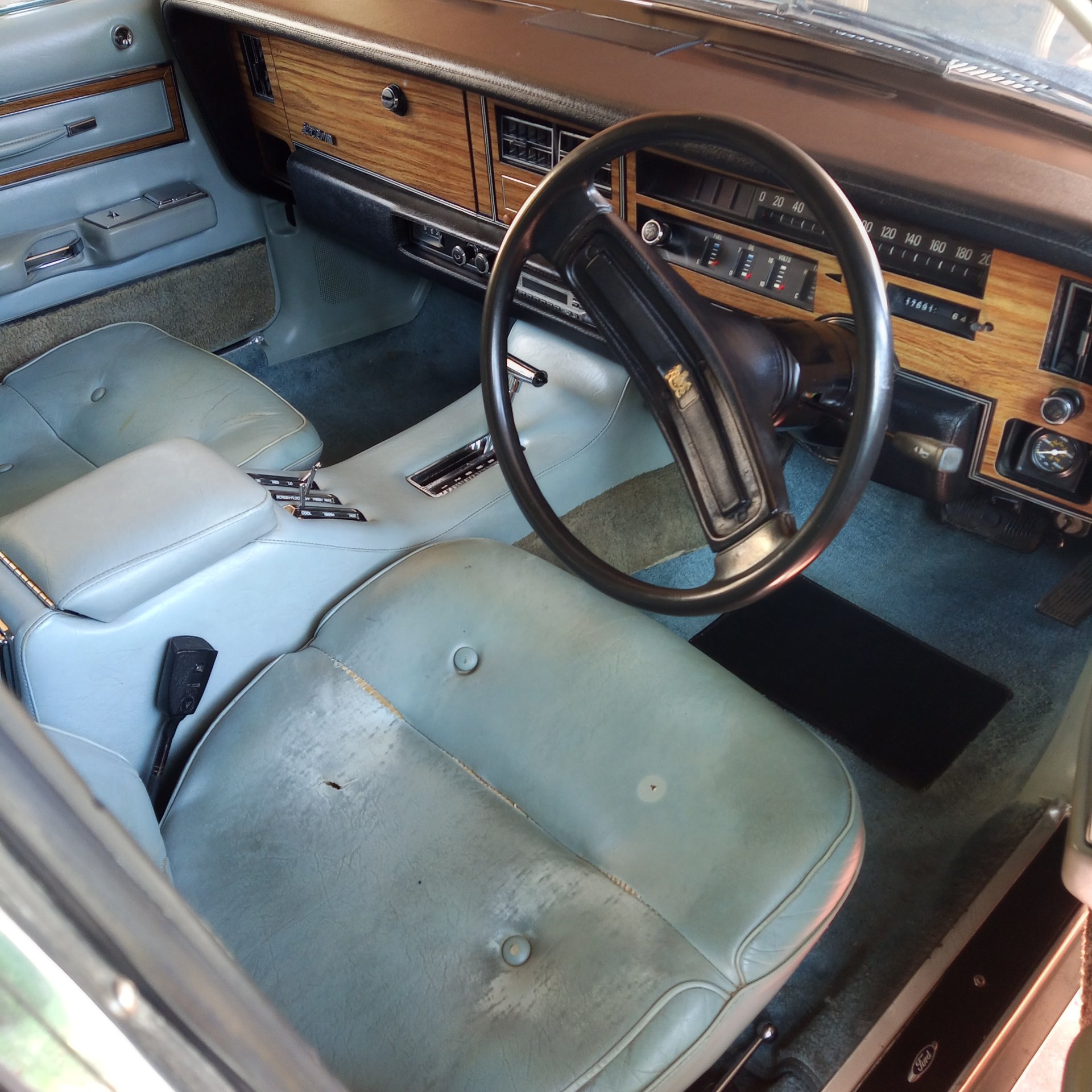 1977 FORD LTD 3 SP AUTOMATIC 4D SEDAN 