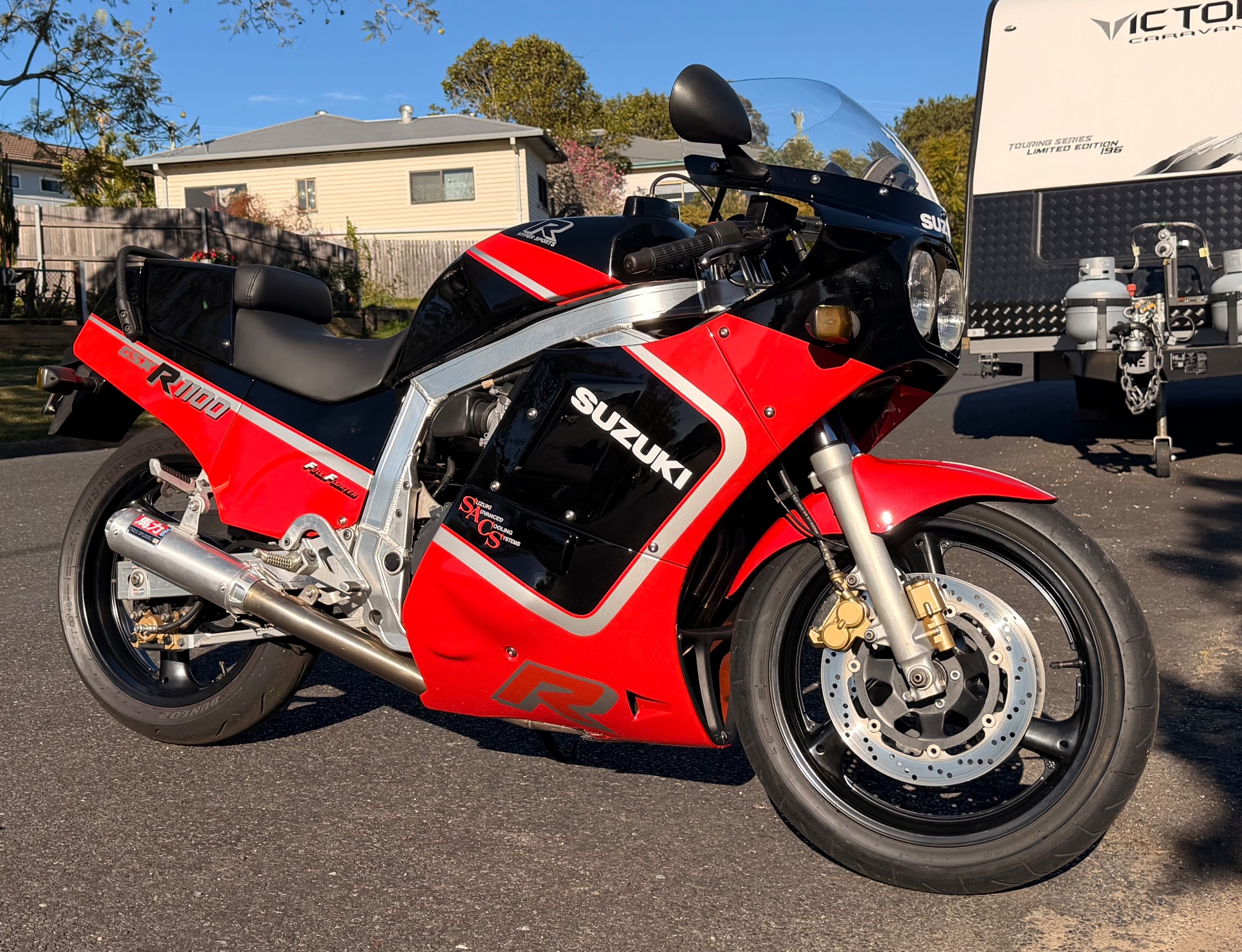1987 SUZUKI GSX-R1100 ROAD