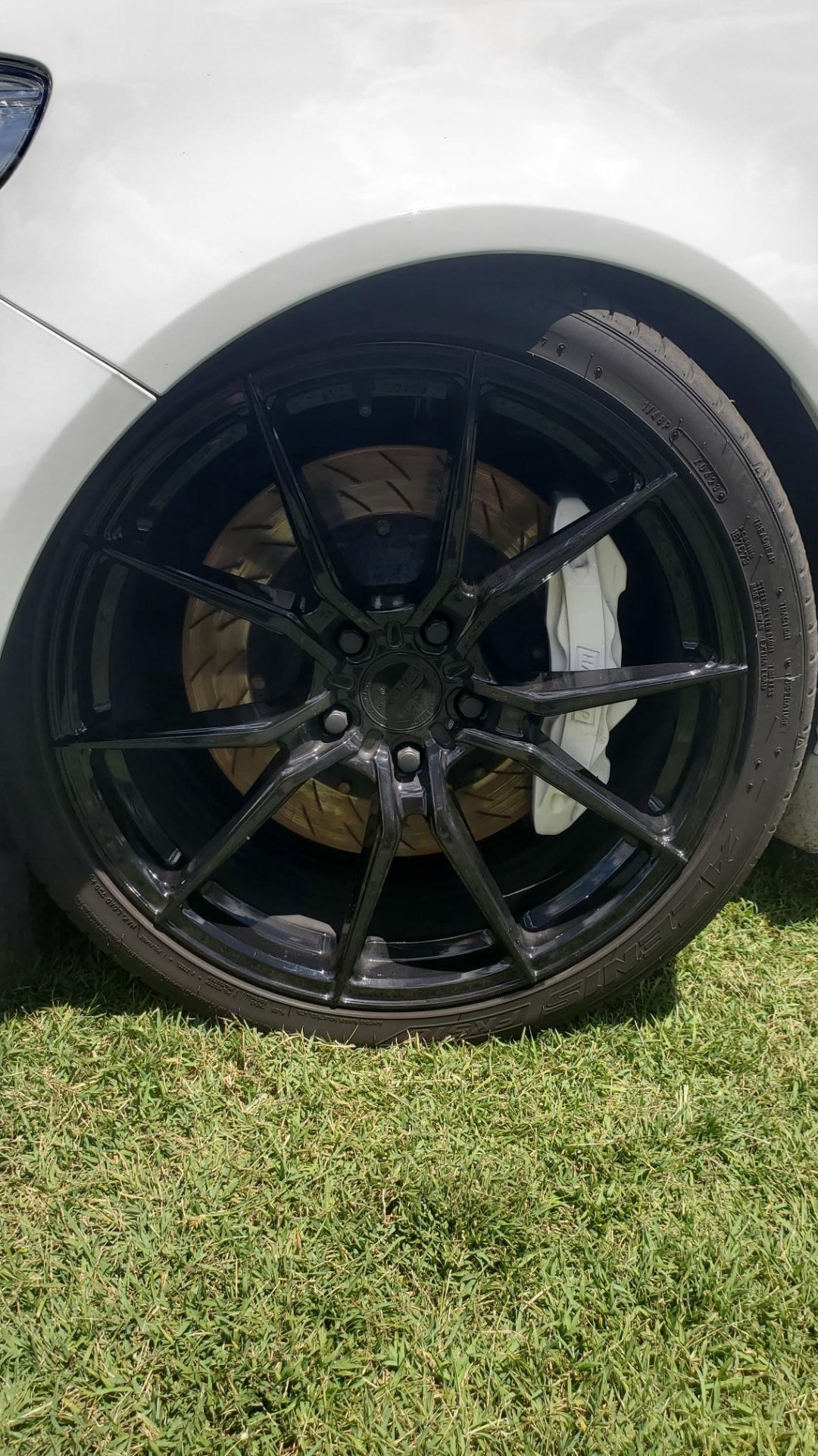 2013 HOLDEN COMMODORE VF SS-V REDLINE 6 SP MANUAL 4D SEDAN