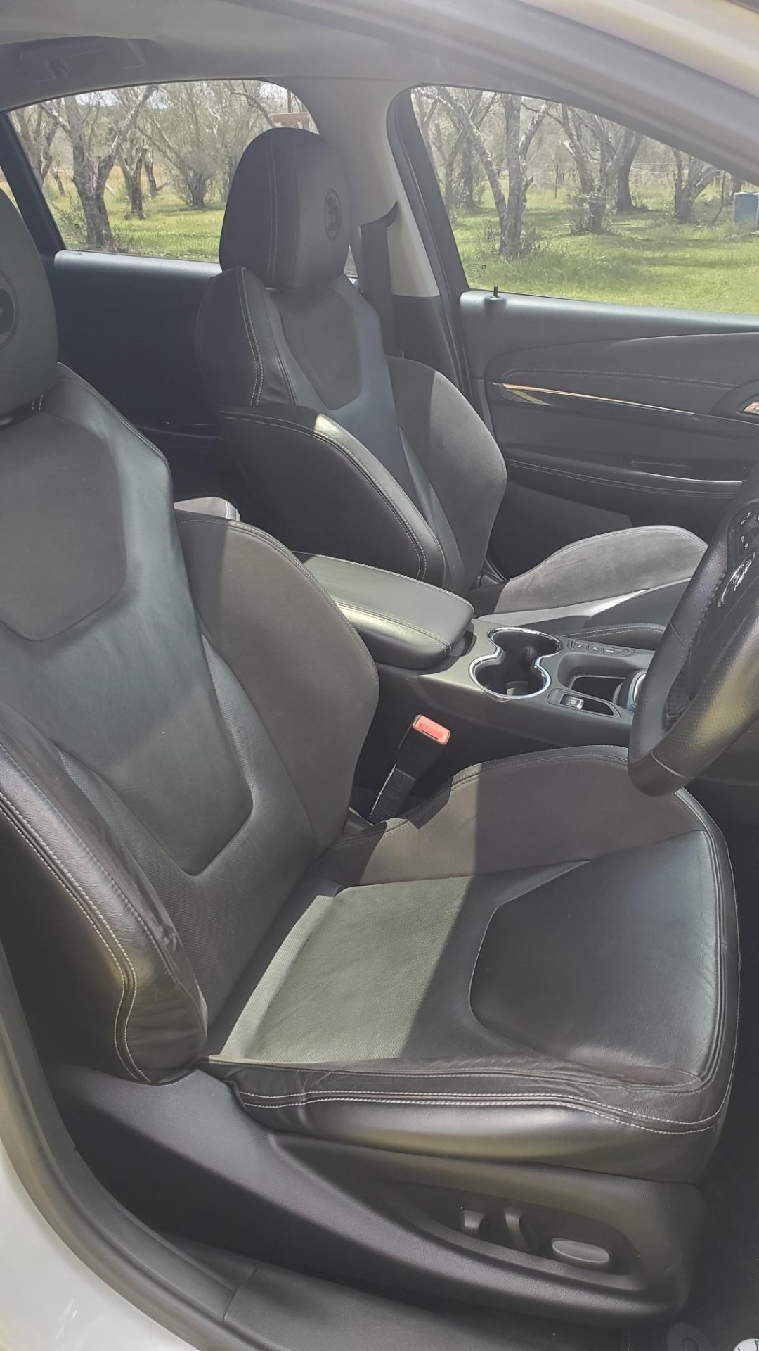 2013 HOLDEN COMMODORE VF SS-V REDLINE 6 SP MANUAL 4D SEDAN