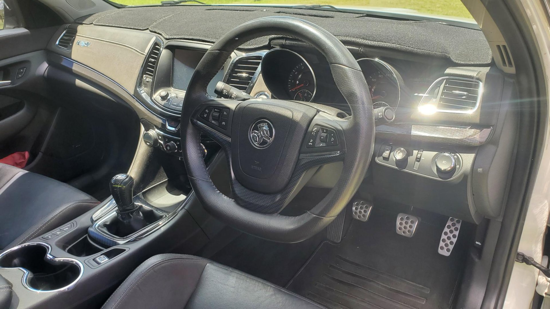 2013 HOLDEN COMMODORE VF SS-V REDLINE 6 SP MANUAL 4D SEDAN