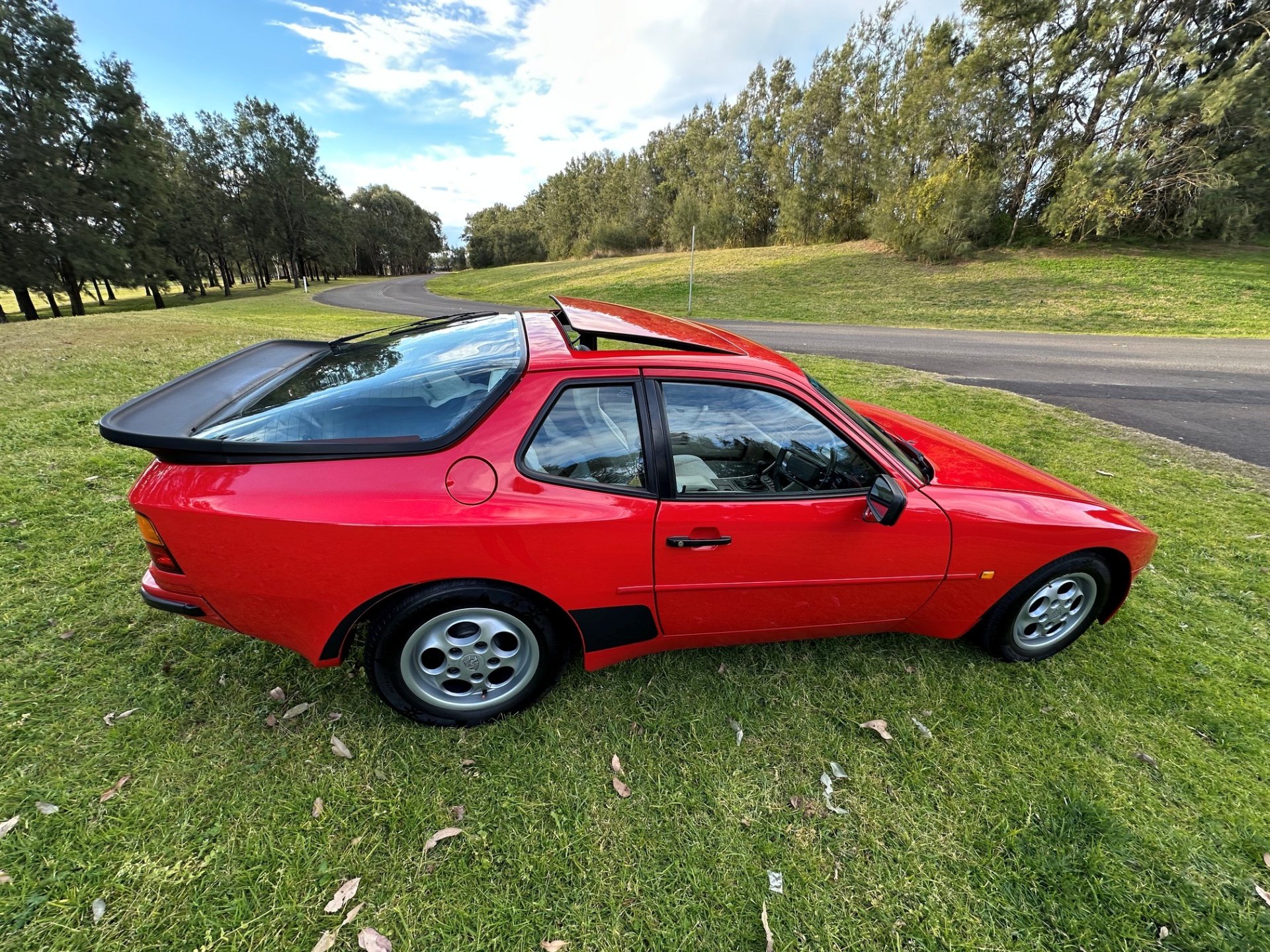1989 PORSCHE 944 S2 5 SP MANUAL 2D COUPE