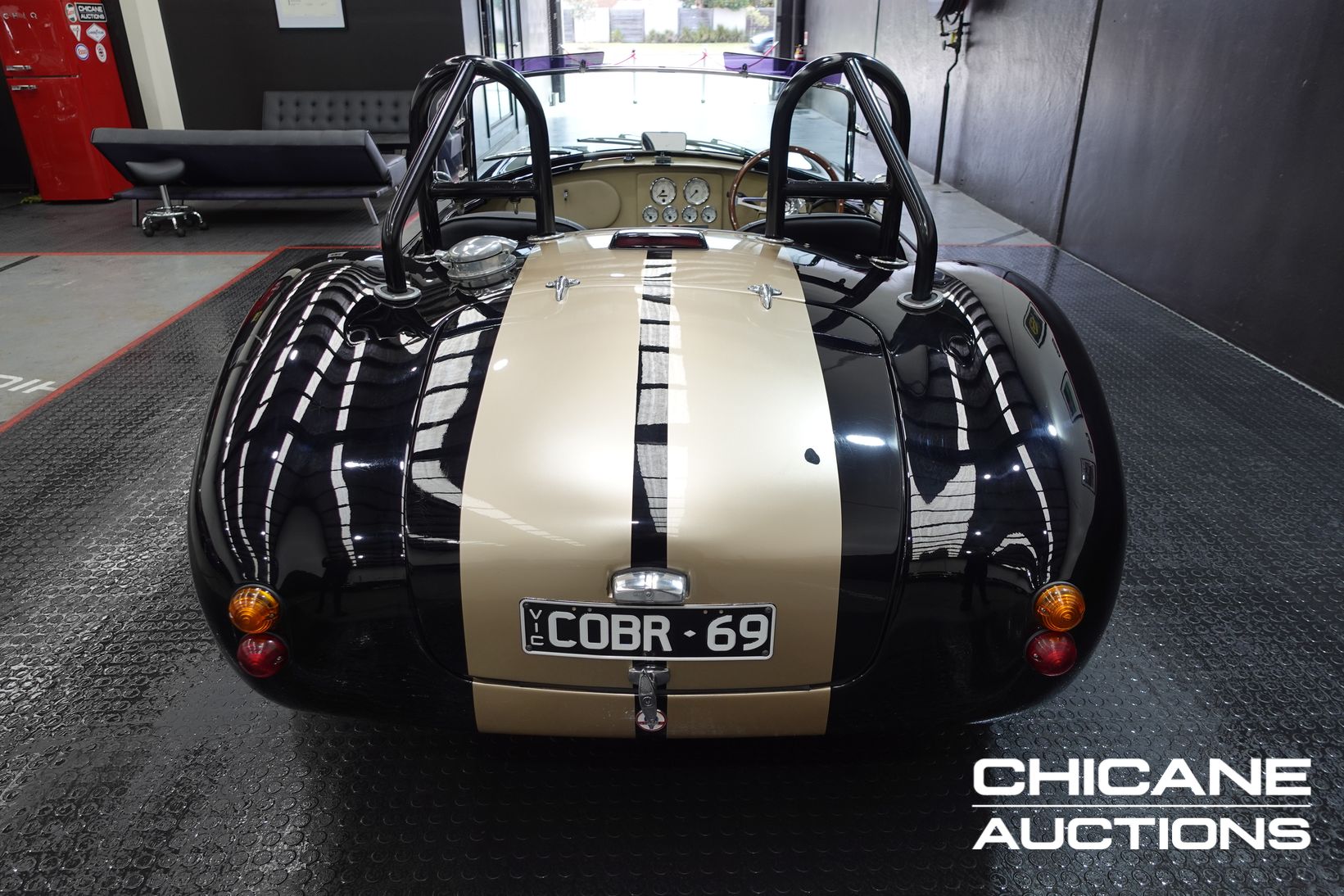 2006 ICV HARRISON AC COBRA REPLICA ROADSTER