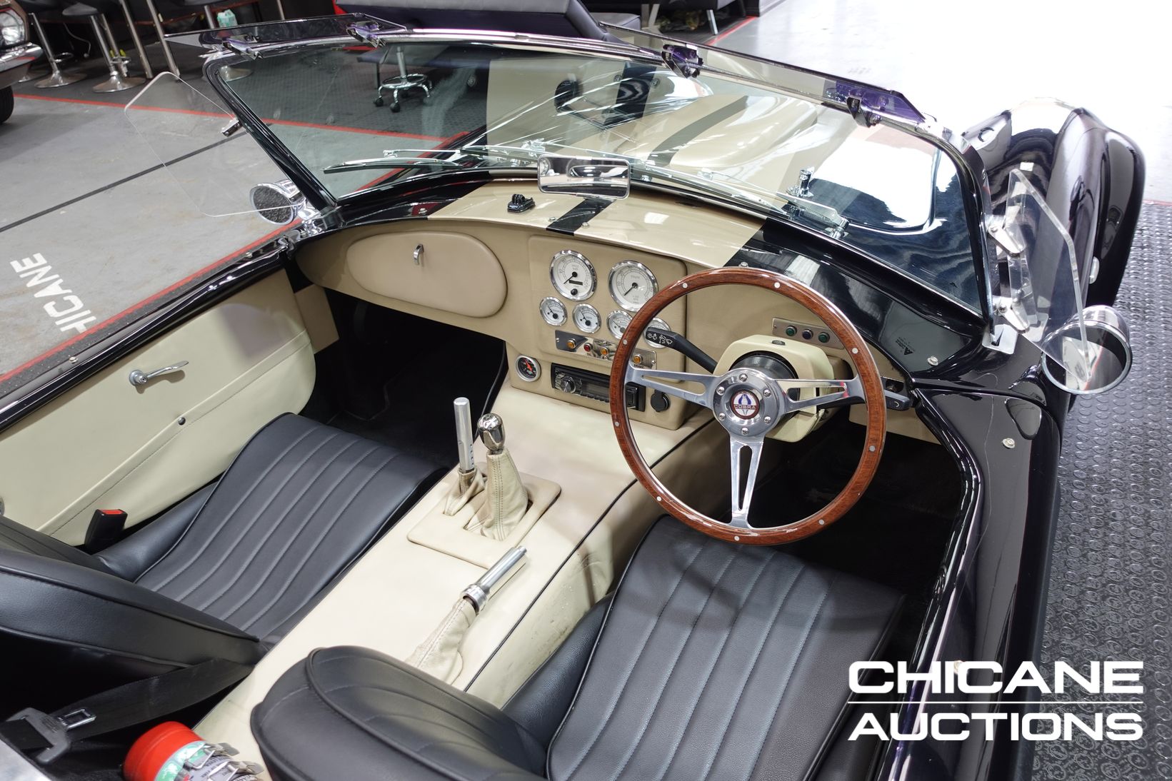 2006 ICV HARRISON AC COBRA REPLICA ROADSTER