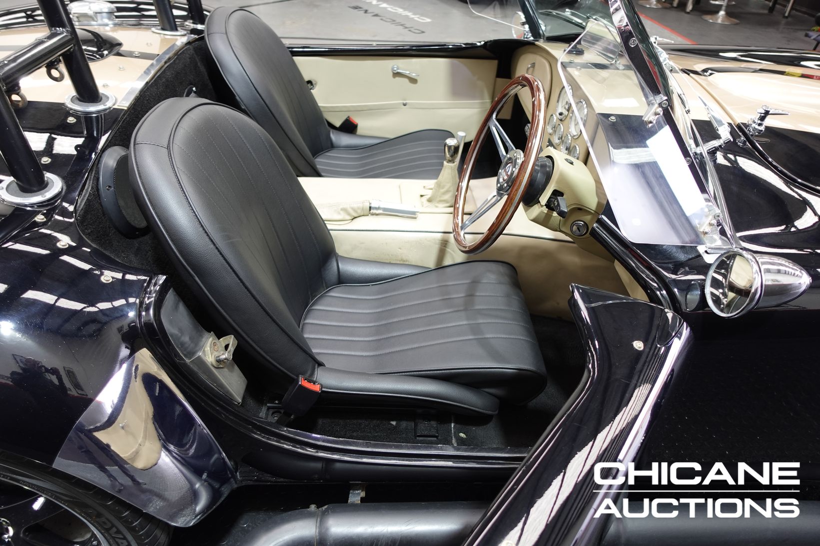 2006 ICV HARRISON AC COBRA REPLICA ROADSTER