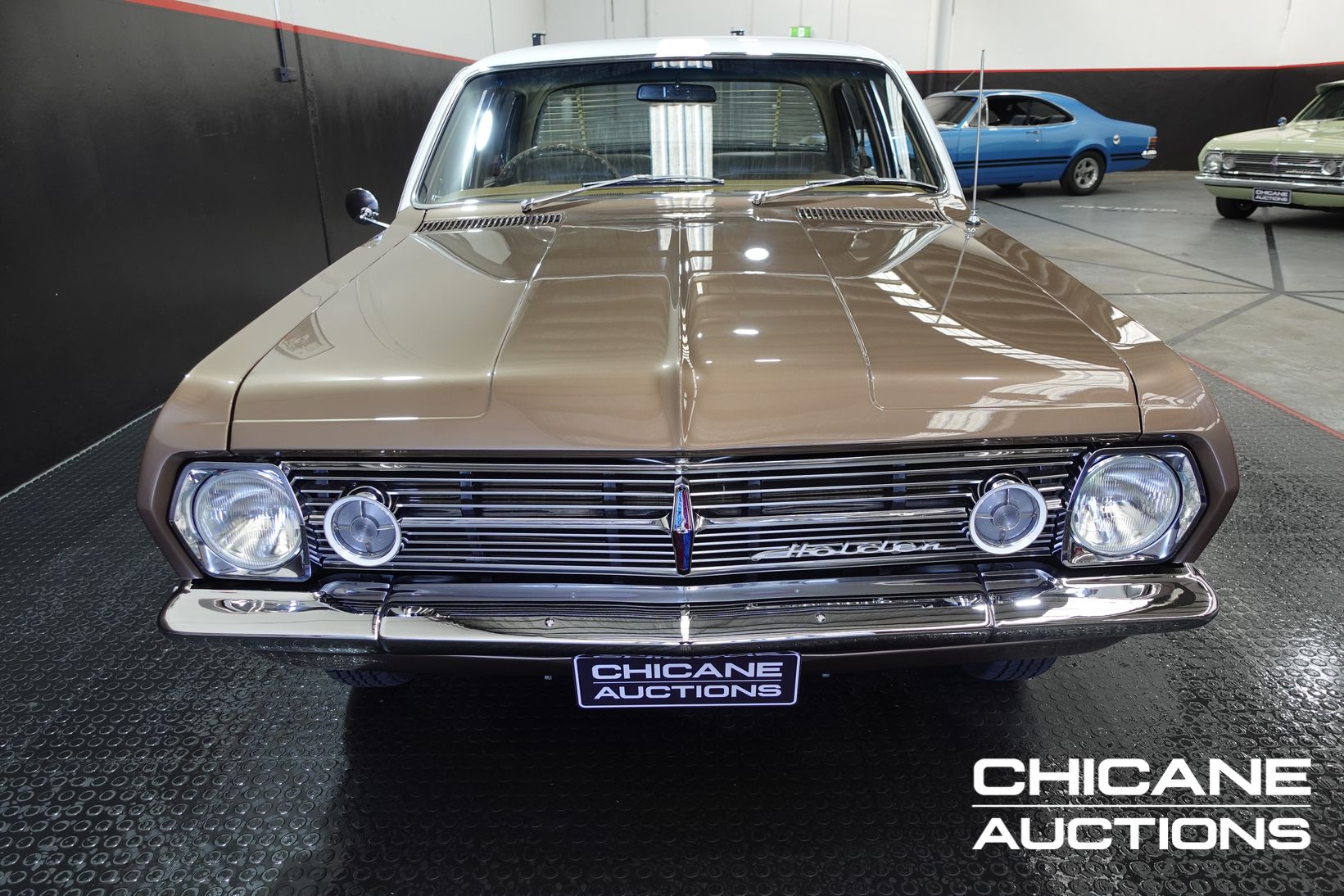 1967 HOLDEN PREMIER HR AUTOMATIC 4D SEDAN