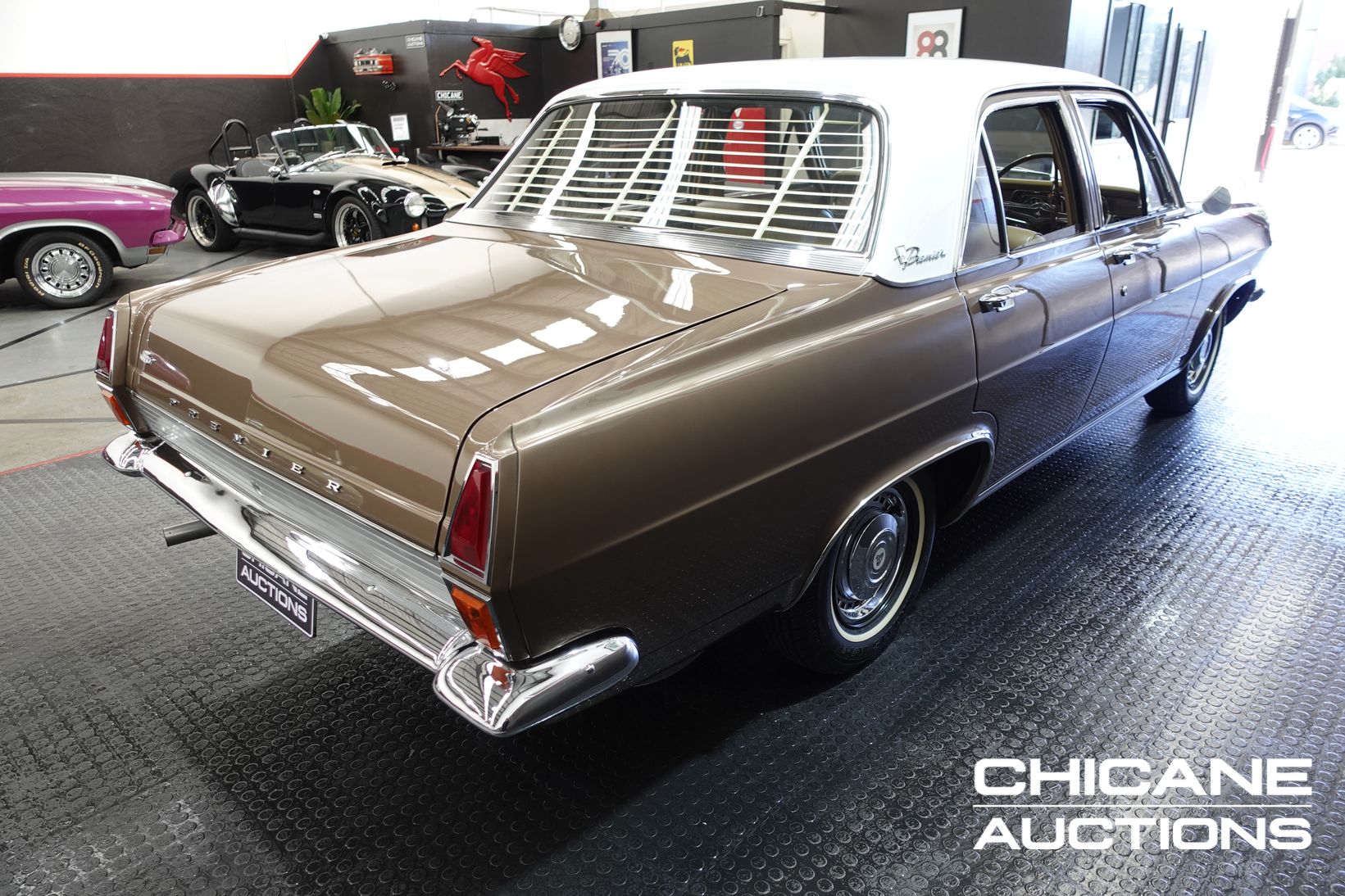 1967 HOLDEN PREMIER HR AUTOMATIC 4D SEDAN