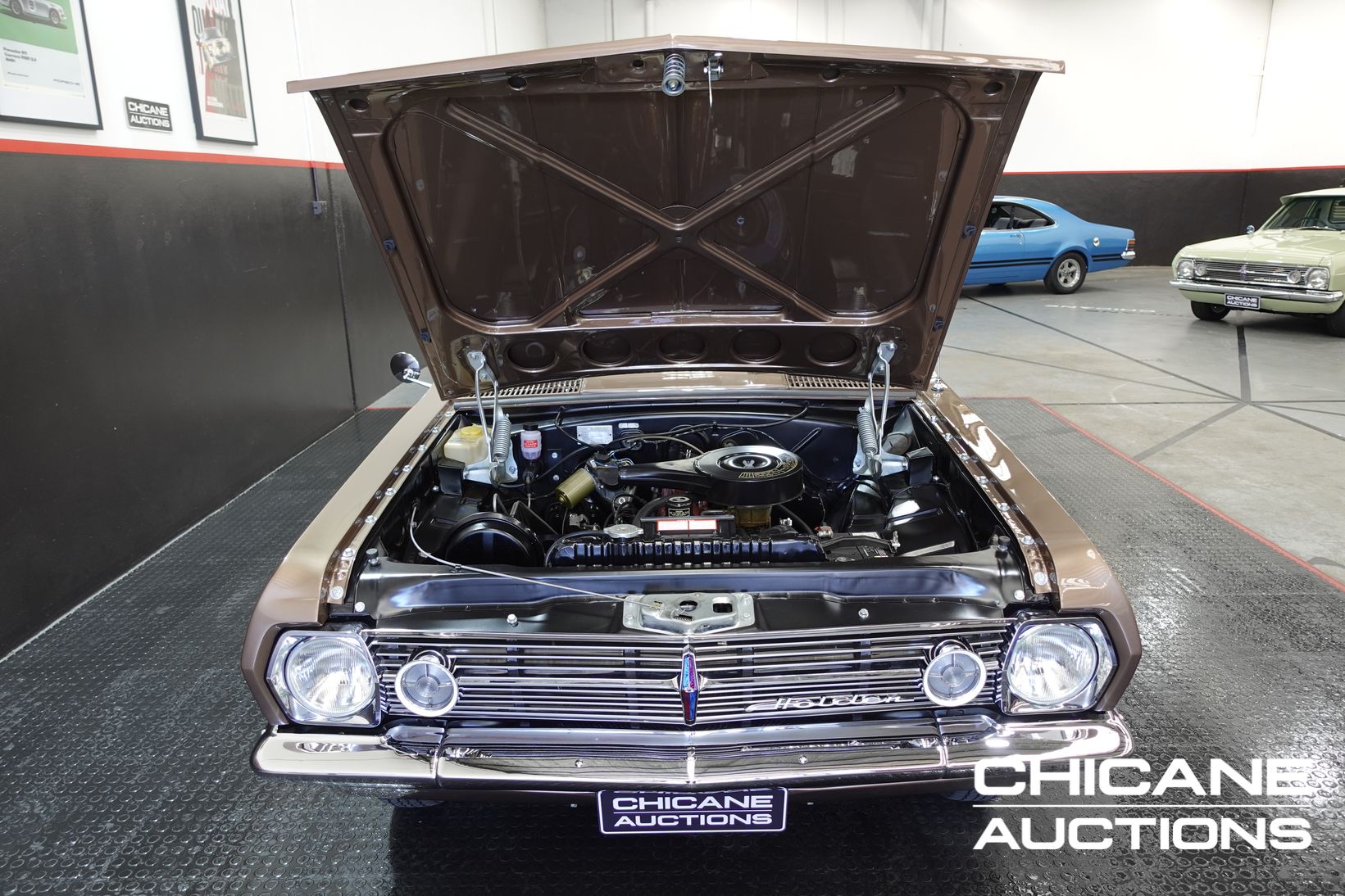 1967 HOLDEN PREMIER HR AUTOMATIC 4D SEDAN