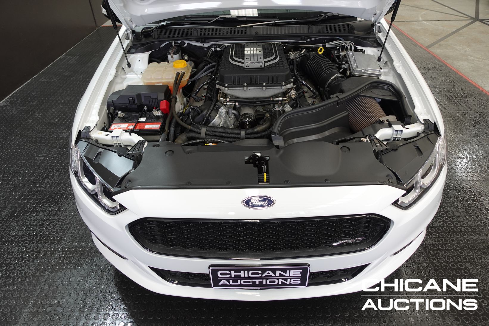 2016 FORD FALCON FG X XR8 SPRINT 6 SP AUTOMATIC 4D SEDAN