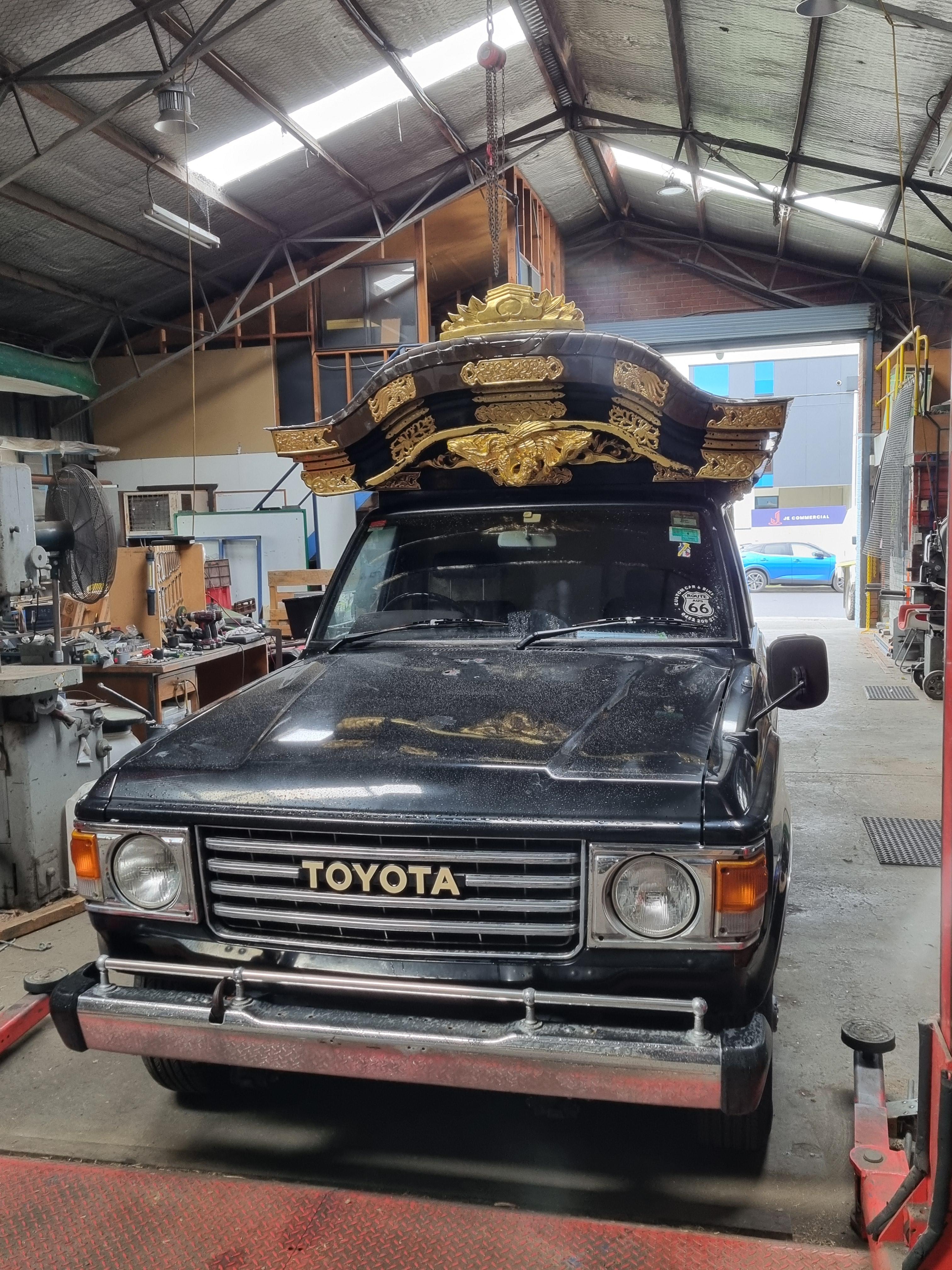 1981 TOYOTA LANDCRUISER FJ60 4X4 MANUAL HEARSE