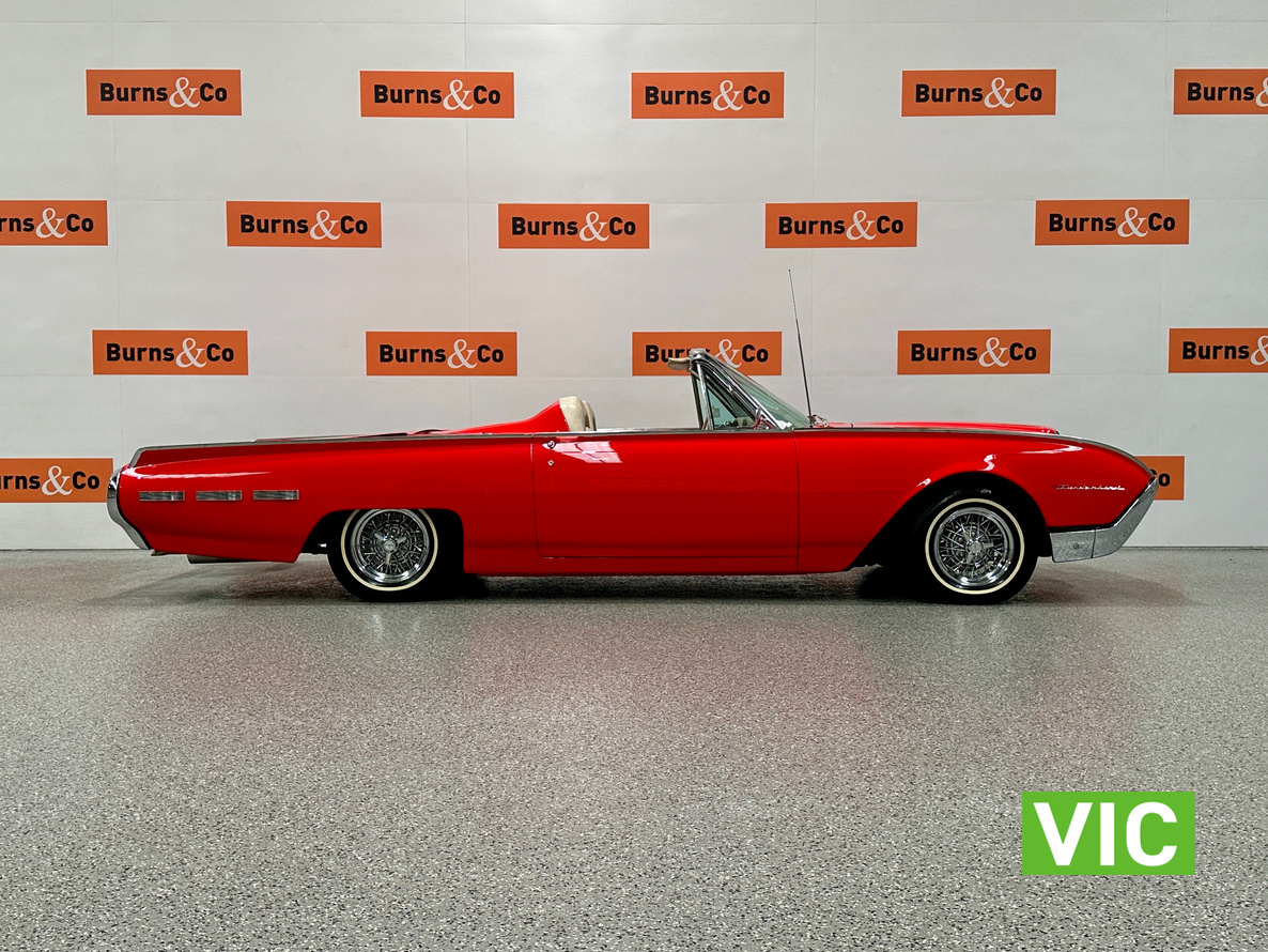 1962 FORD THUNDERBIRD 390 V8 AUTO CONVERTIBLE