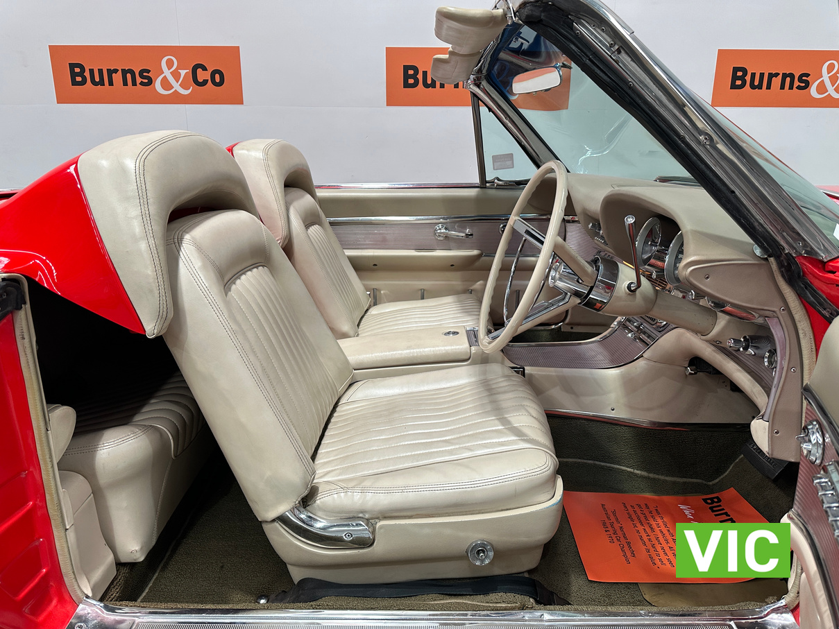 1962 FORD THUNDERBIRD 390 V8 AUTO CONVERTIBLE