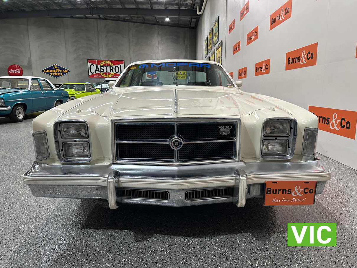1979 CHRYSLER 300 V8 SPECIAL EDITION AUTOMATIC COUPE