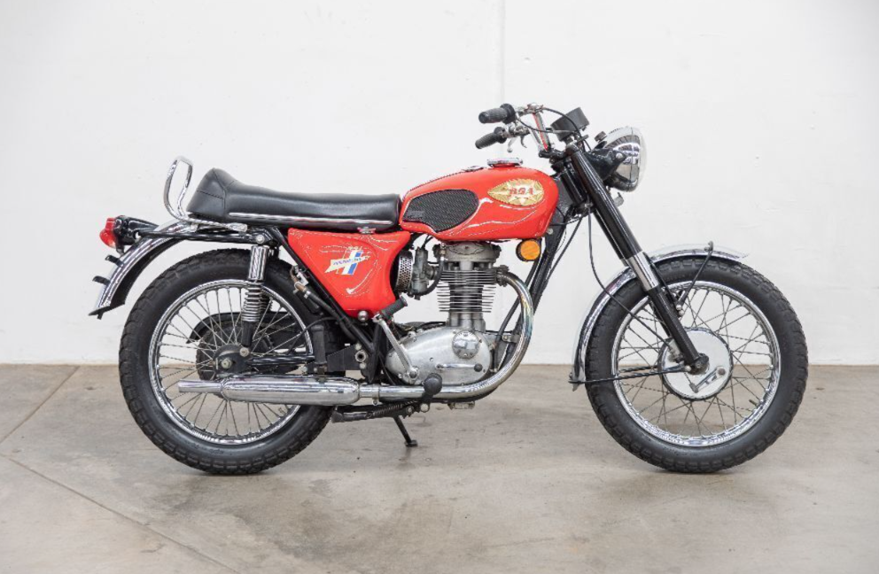 1967 BSA B44 SHOOTING STAR VICTOR 441CC ROADSTER 