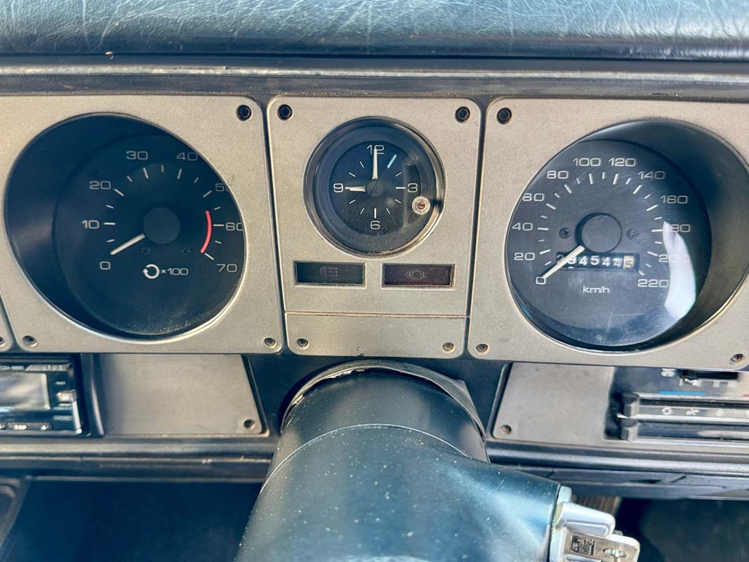 1976 HOLDEN HJ SANDMAN PANELVAN