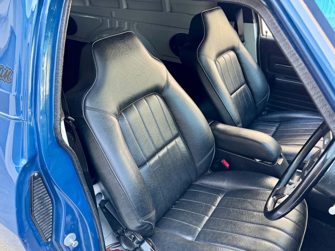 1976 HOLDEN HJ SANDMAN PANELVAN