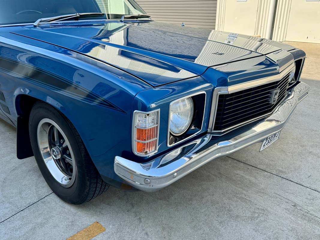 1976 HOLDEN HJ SANDMAN PANELVAN