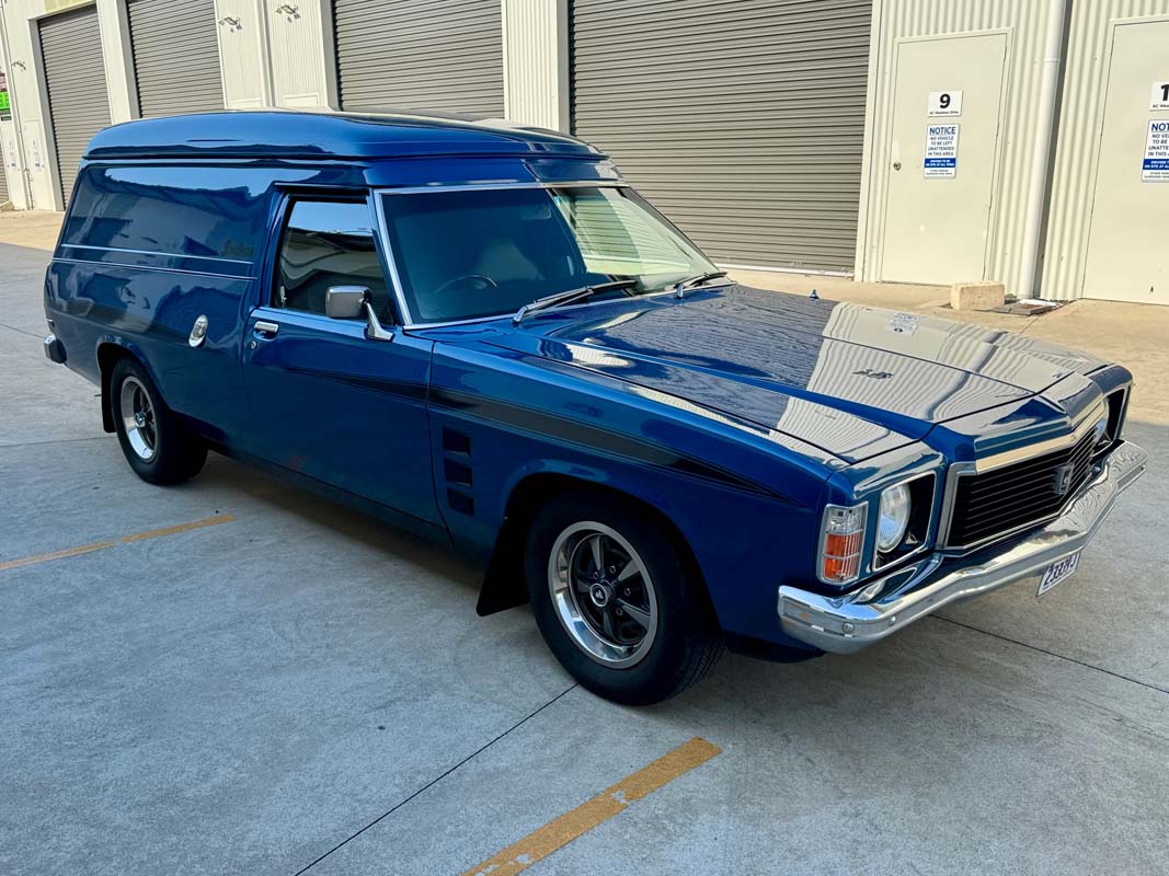 1976 HOLDEN HJ SANDMAN PANELVAN