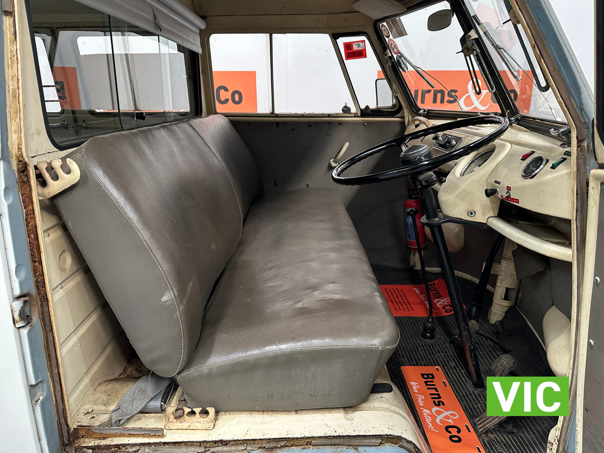 1962 VOLKSWAGEN KOMBI AMBULANCE 4 CYL MANUAL VAN
