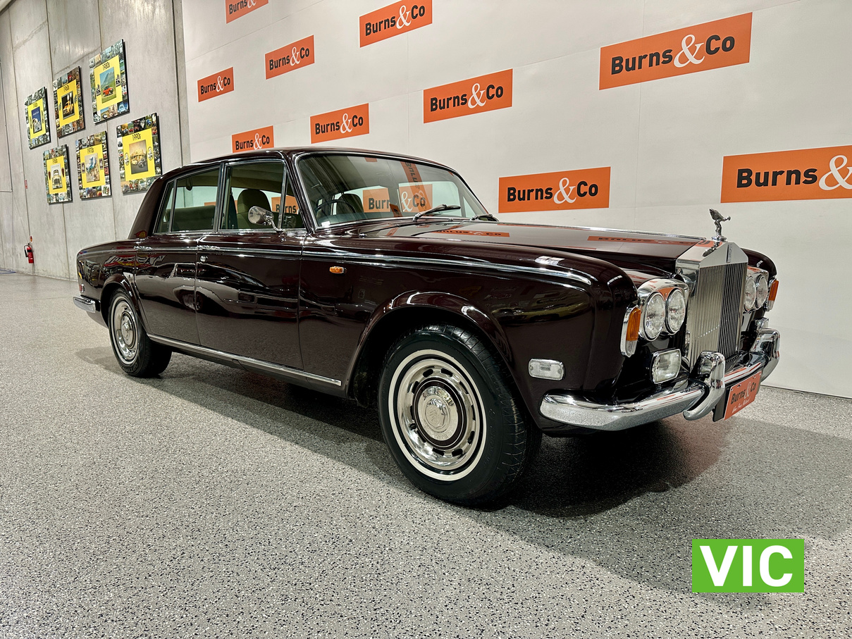 1976 ROLLS ROYCE SILVER SHADOW V8 AUTO SEDAN