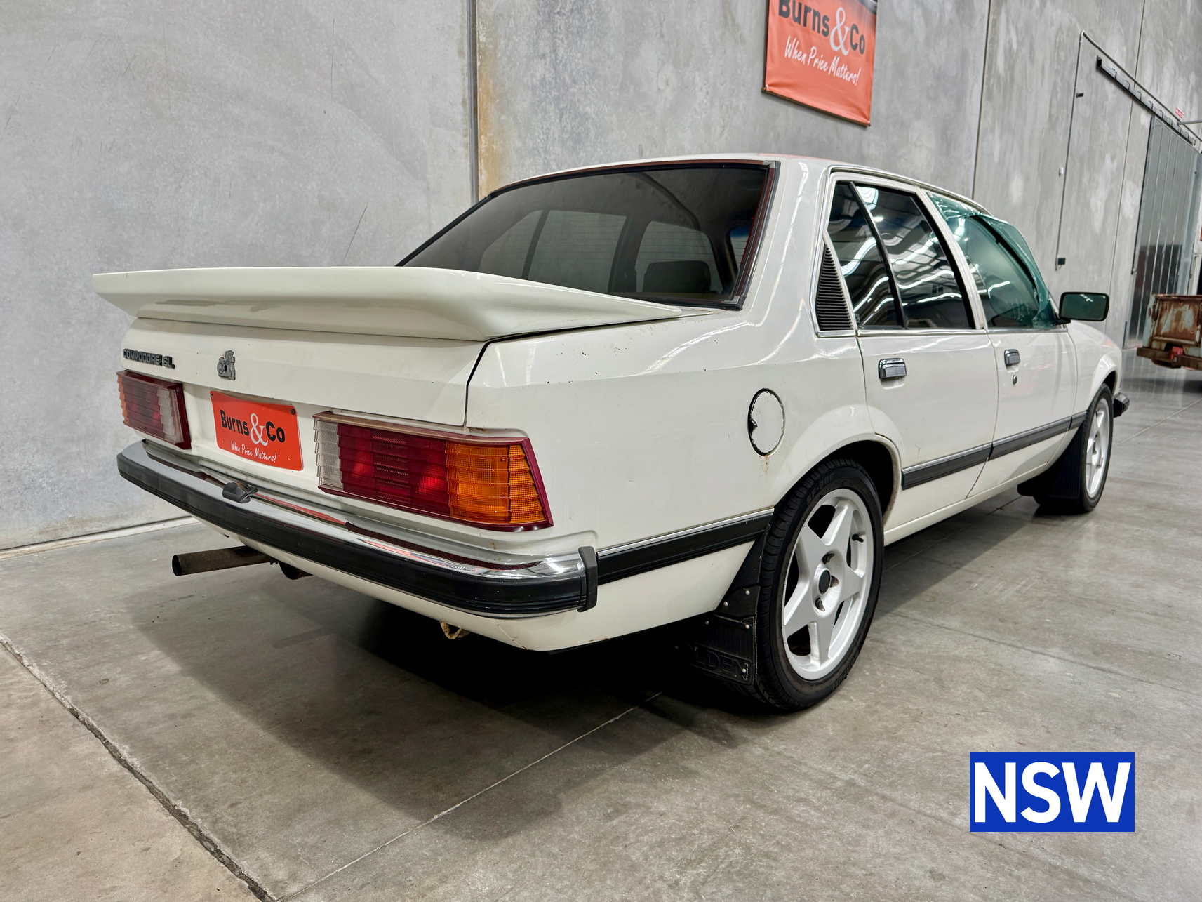 1982 HOLDEN VH COMMODORE SL 3.3L 202 AUTO SEDAN