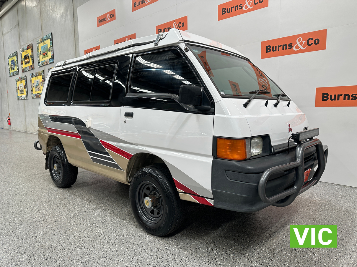 1997 MITSUBISHI EXPRESS POP TOP 4 CYL MANUAL VAN