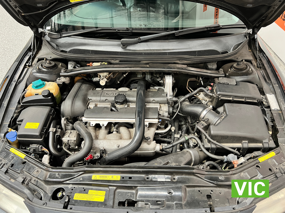 2005 VOLVO XC70 5 CYL 2.5 TURBO AUTO WAGON