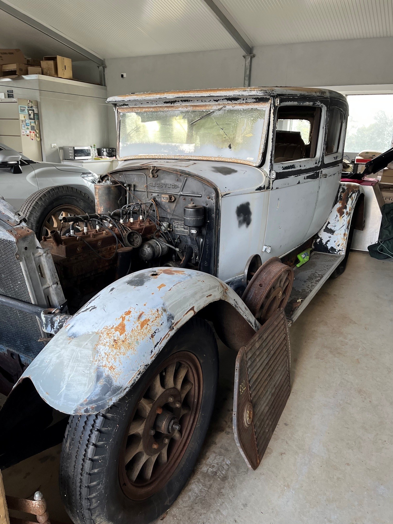 1930 PACKARD VICTORIA STD 8 2D COUPE
