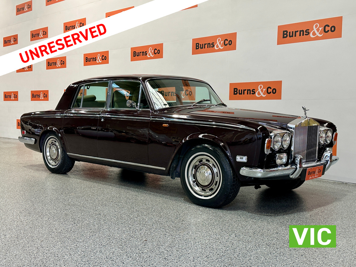 1976 ROLLS ROYCE SILVER SHADOW V8 AUTO SEDAN