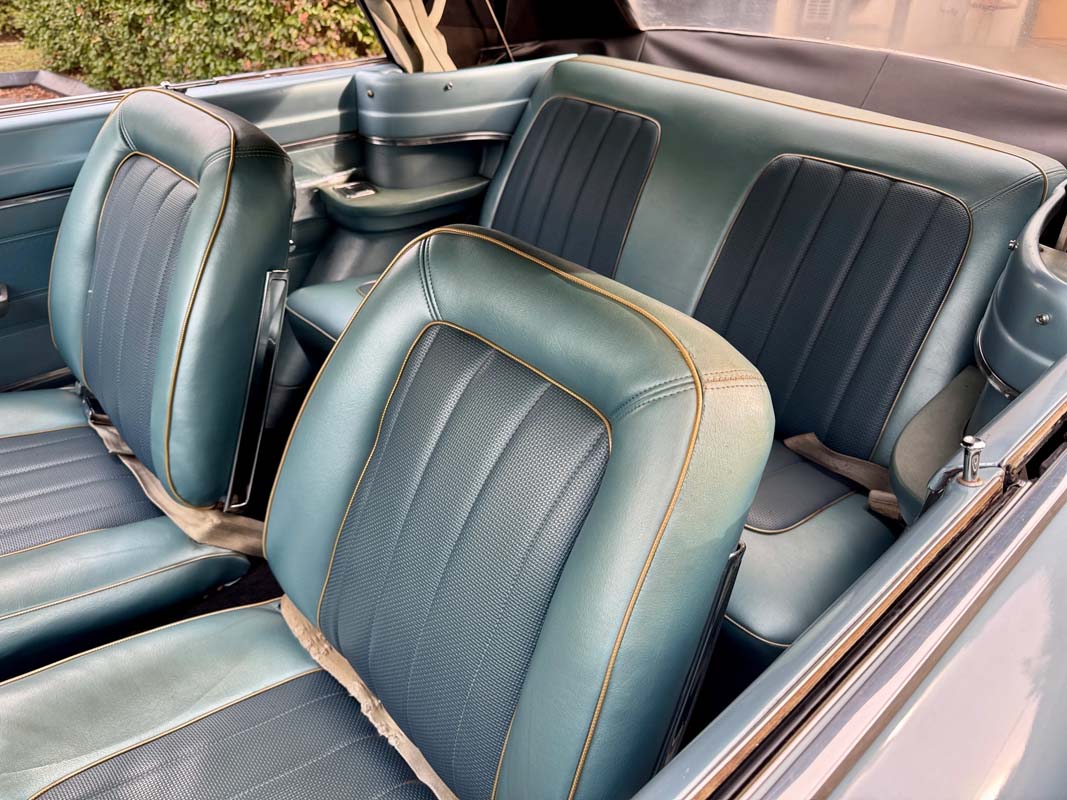 1964 PLYMOUTH SIGNET 200 CONVERTIBLE