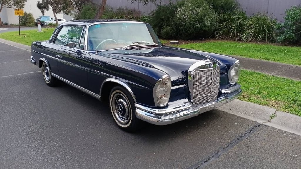 1967 MERCEDES-BENZ 250 SE COUPE