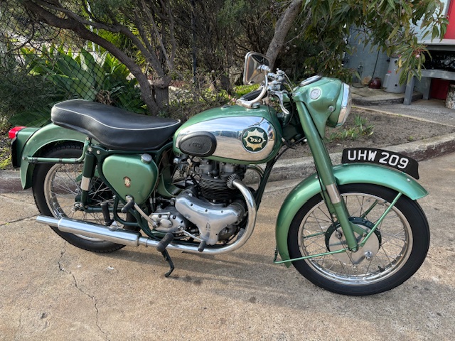 1955 BSA A7SS SHOOTING STAR 500 ROAD