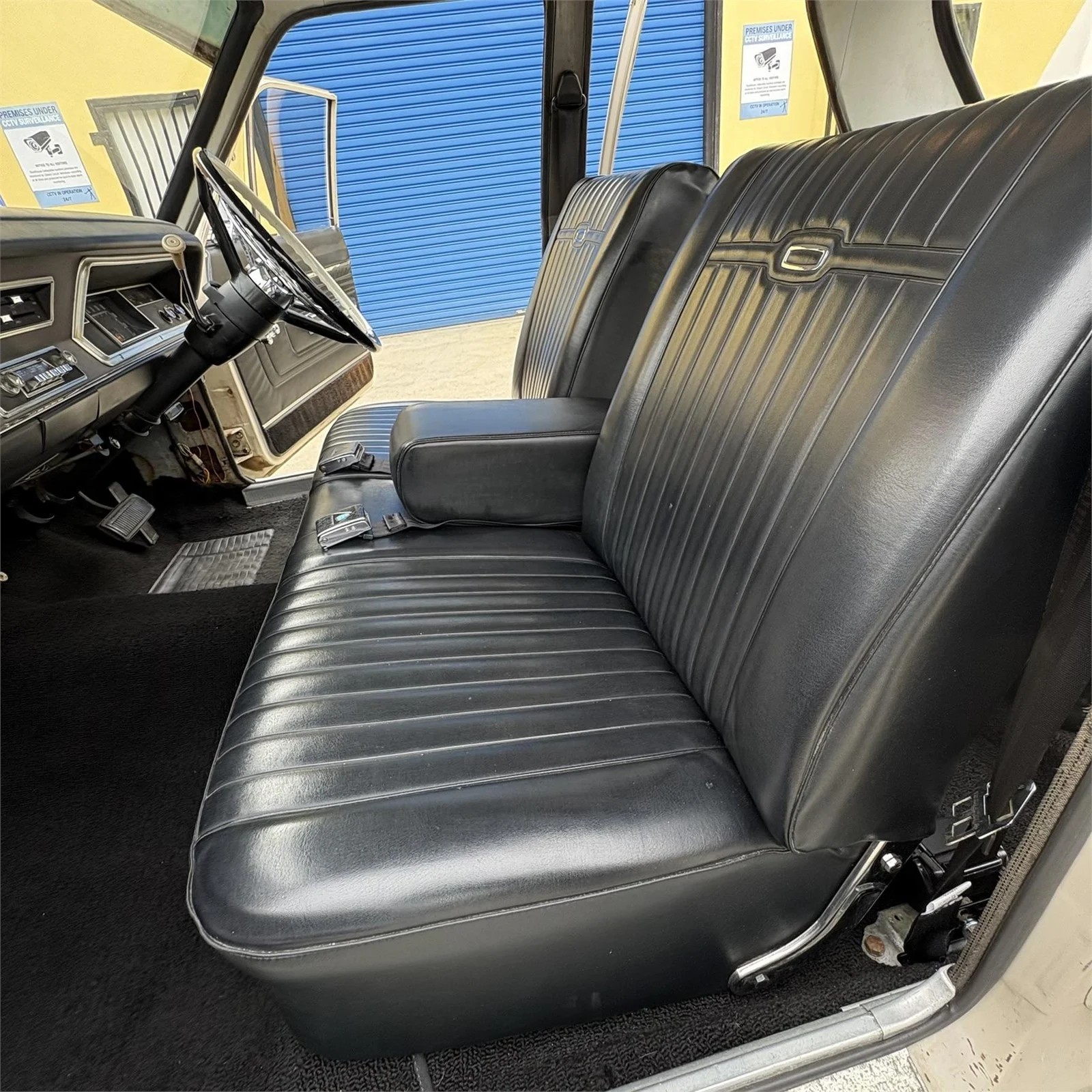1968 CHRYSLER VALIANT VE REGAL AUTOMATIC SEDAN