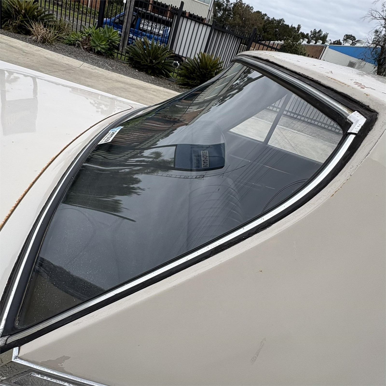 1968 CHRYSLER VALIANT VE REGAL AUTOMATIC SEDAN