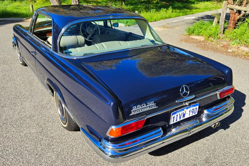 1966 MERCEDES-BENZ 250 SE 3 SP AUTOMATIC 2D COUPE
