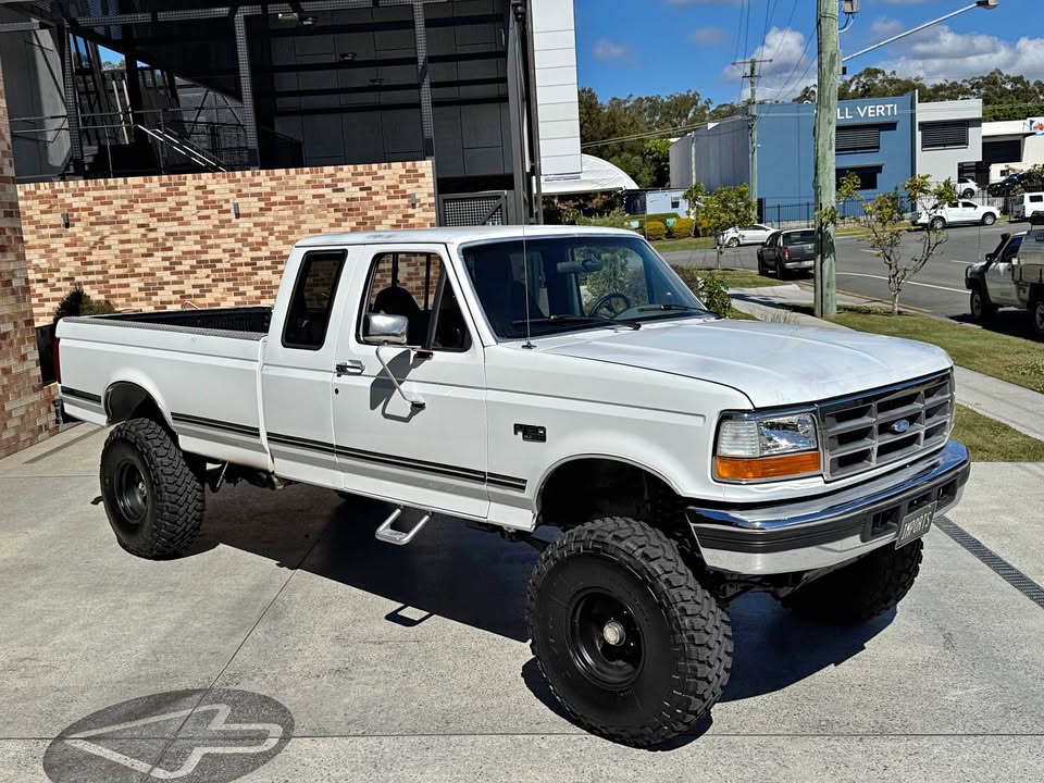 1992 FORD F150 XLT 4X4 EXTRA CAB LONG BED AUTOMATIC UTE