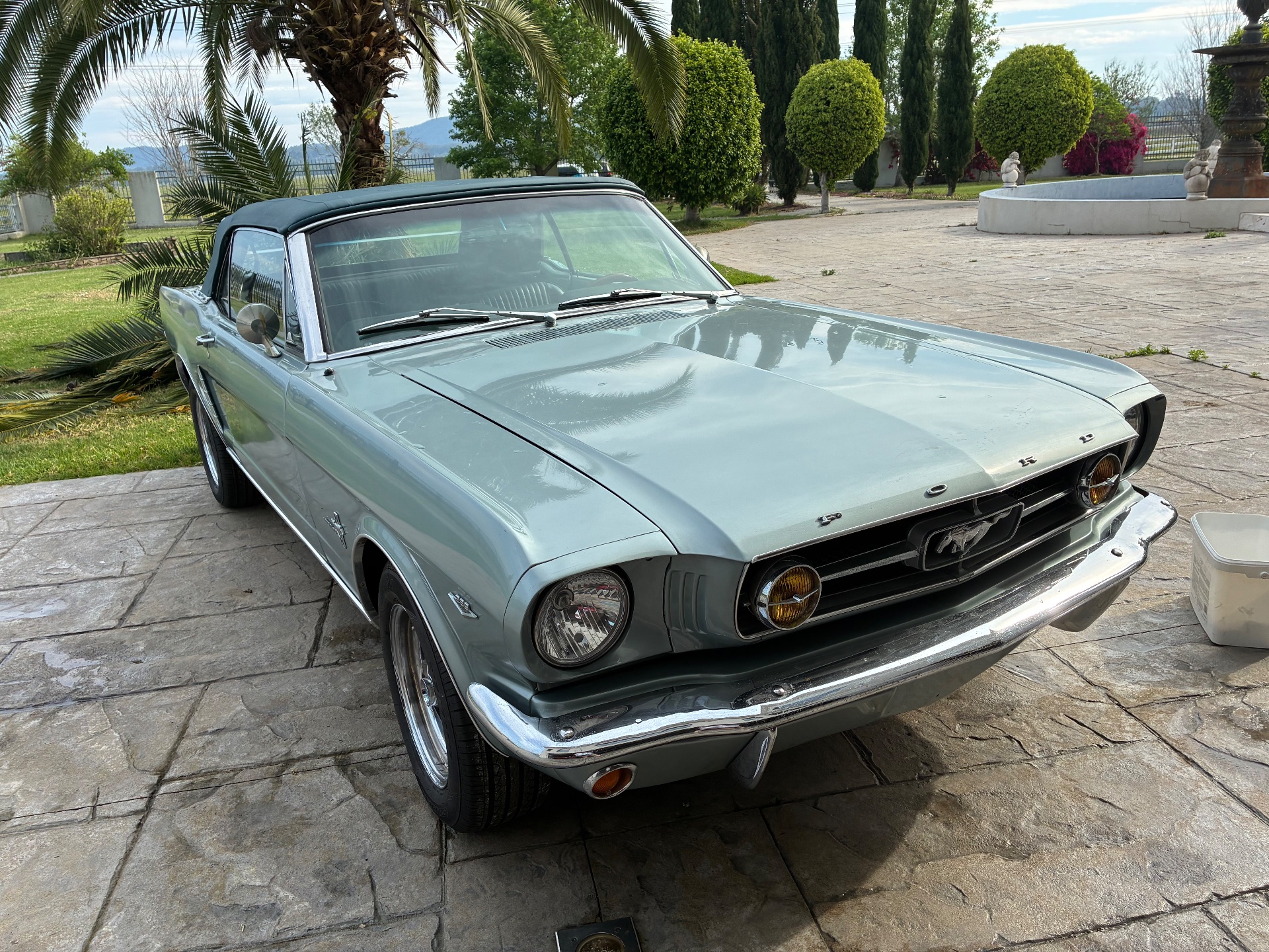 1965 FORD MUSTANG 2D CONVERTIBLE